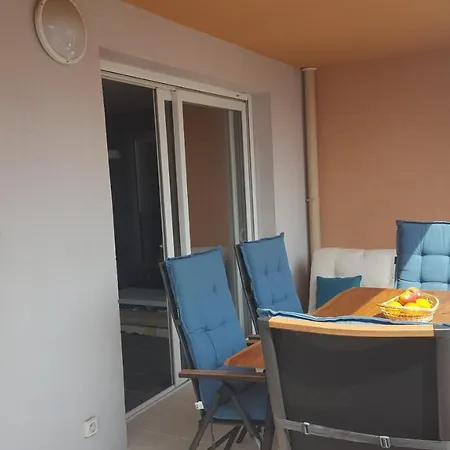 Terra Cais, Spacious 64m2, 2 Bedroom With Pool Apartman *