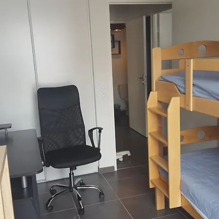 Terra Cais, Spacious 64m2, 2 Bedroom With Pool Apartman